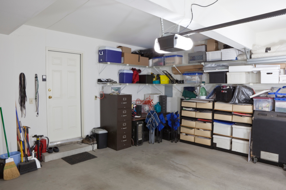 garage door space